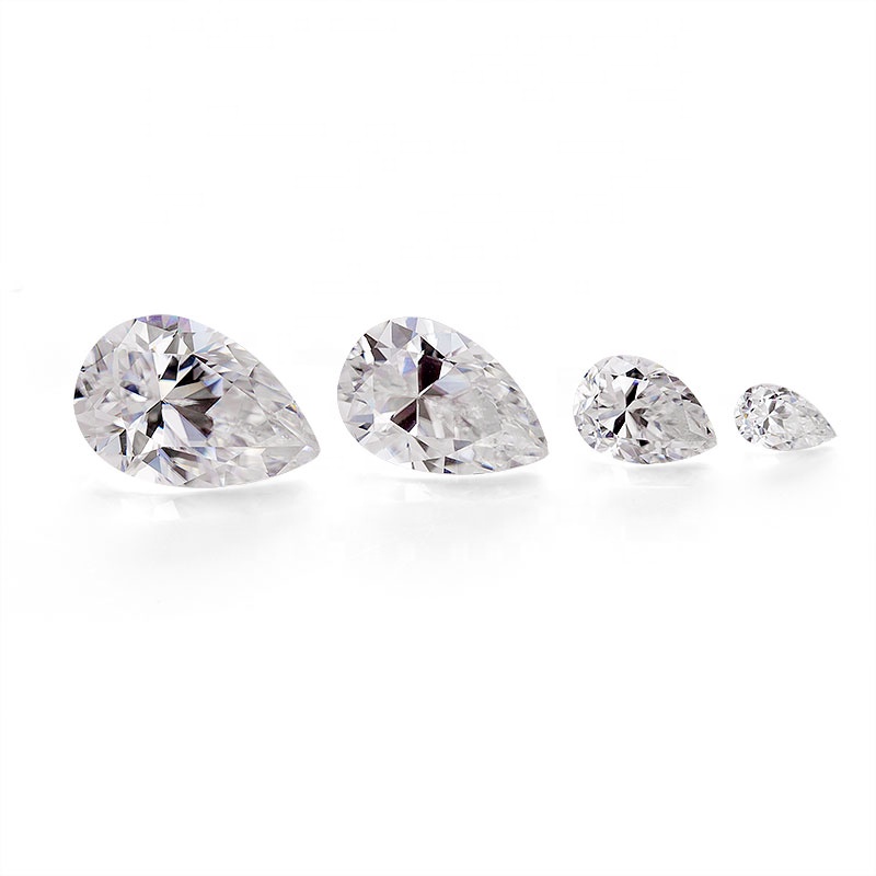 Heat diamond color play or fire Pear cut Moissanite
