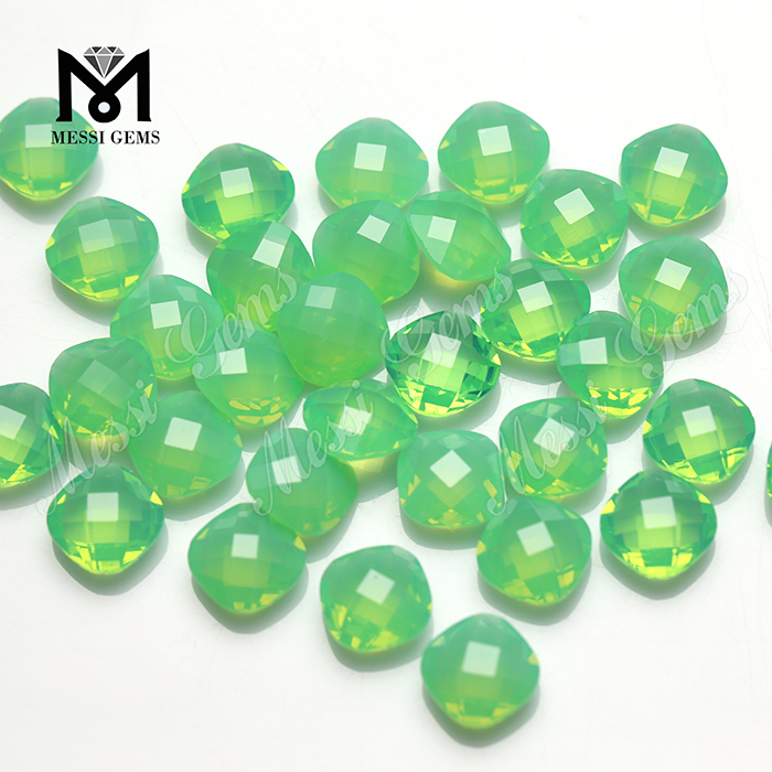 Hot sale Cushion Double Faceted 10 *10mm Green Glass Stone