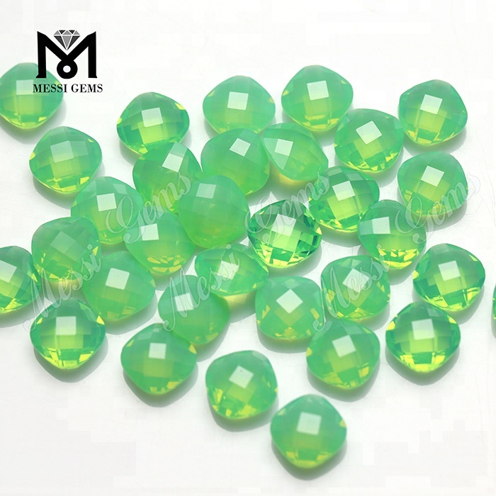 Hot sale Cushion Double Faceted 10 *10mm Green Glass Stone