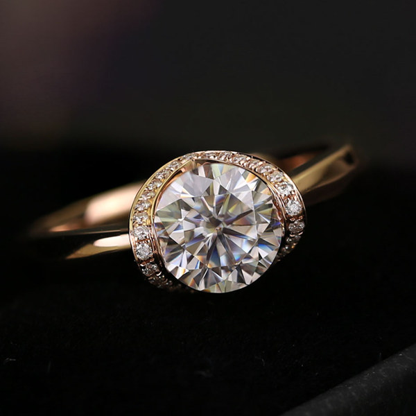 Artificially moissanite diamonds might be a good choice