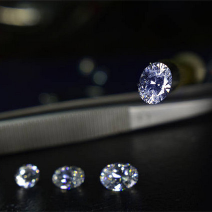 The diamond splitter is a powerful tool for identifying the authenticity of lab diamonds
