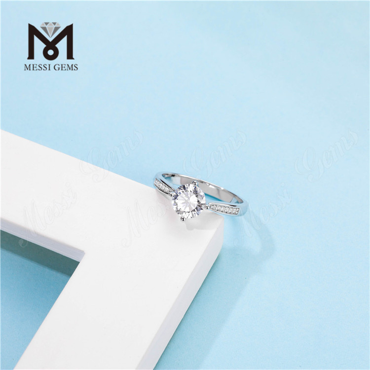 Messi Gems round shape 1 carat moissanite diamond 925 sterling silver engagement ring