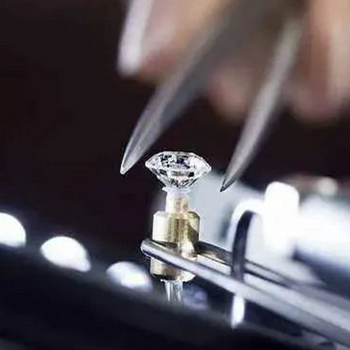 What are the authorities on best lab grown diamonds