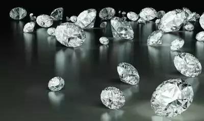 What are the advantages of lab grown diamonds?