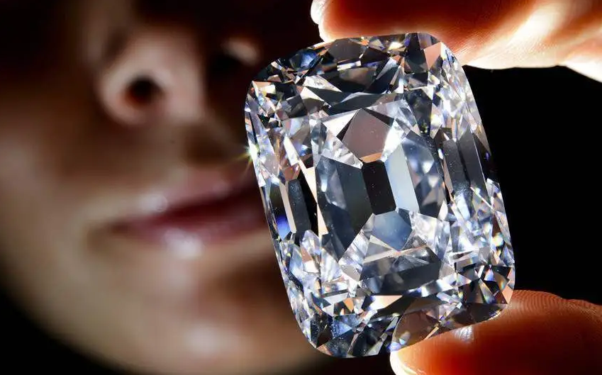 VVS lab created diamond