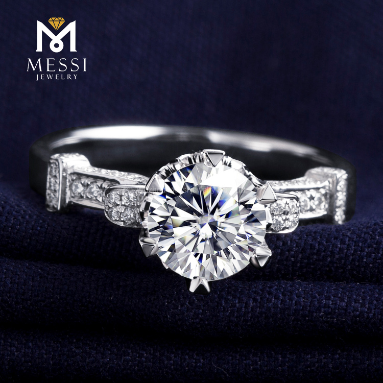 여성을위한 18K Moissanite 결혼 반지