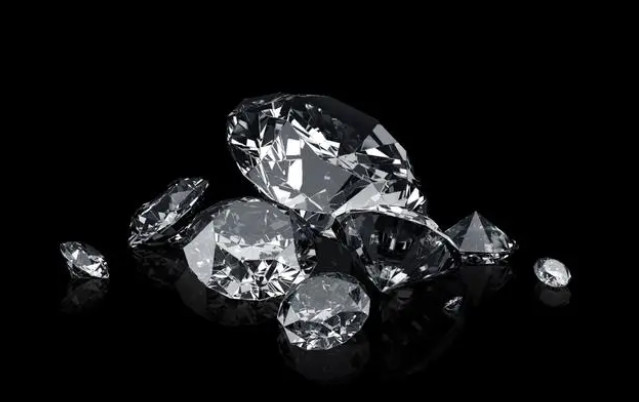 lab grown diamond advantages