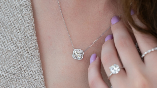 cushion lab diamond necklace