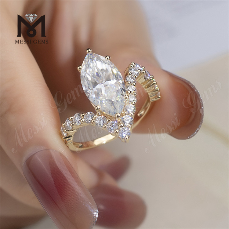 Unveiling Disputationi pulchritudo IV Carat Lab Diamond Pectus MAR IIDMONDEO