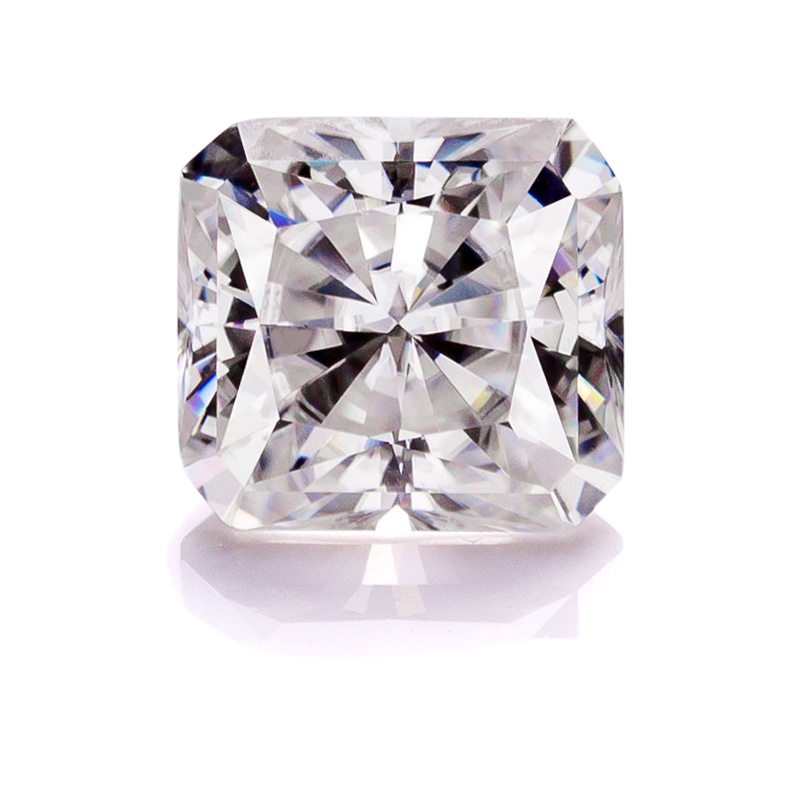 What should I look for when choosing Radiant Cut Moissanite?