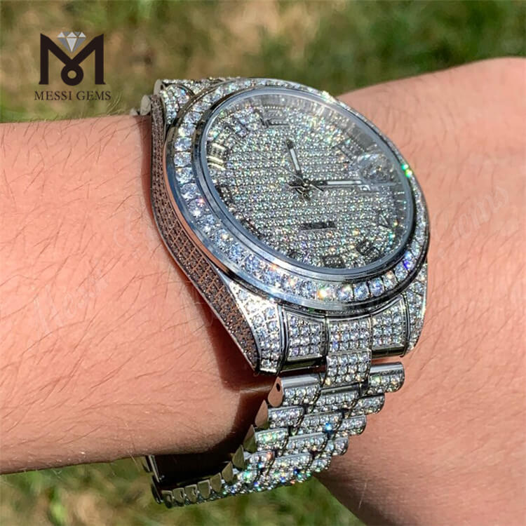 Custom Luxury Womens Moissanite Diamond Watch