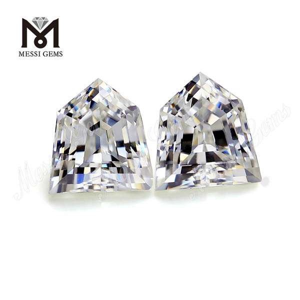 What is the difference between Moissanite link and CZ link