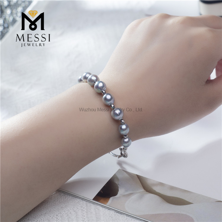 white pearl bracelet